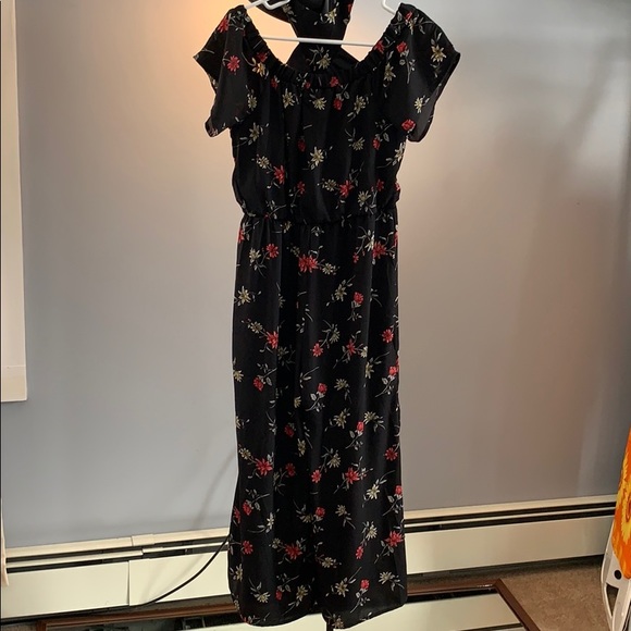 Floral black romper - Picture 4 of 5